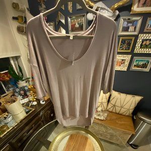 Express- NWT Top with Fitted Sleeves